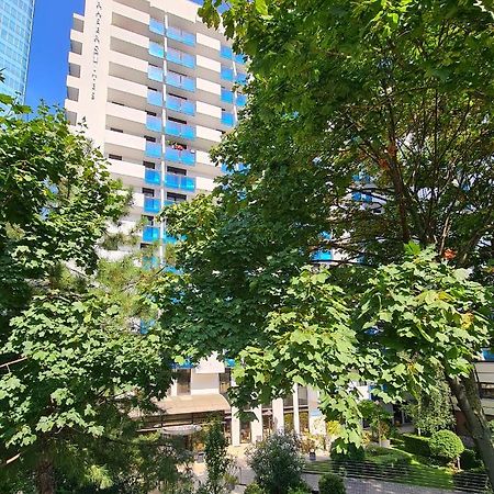 Fraser Suites Paris La Defense Courbevoie Exterior foto The building in 2019