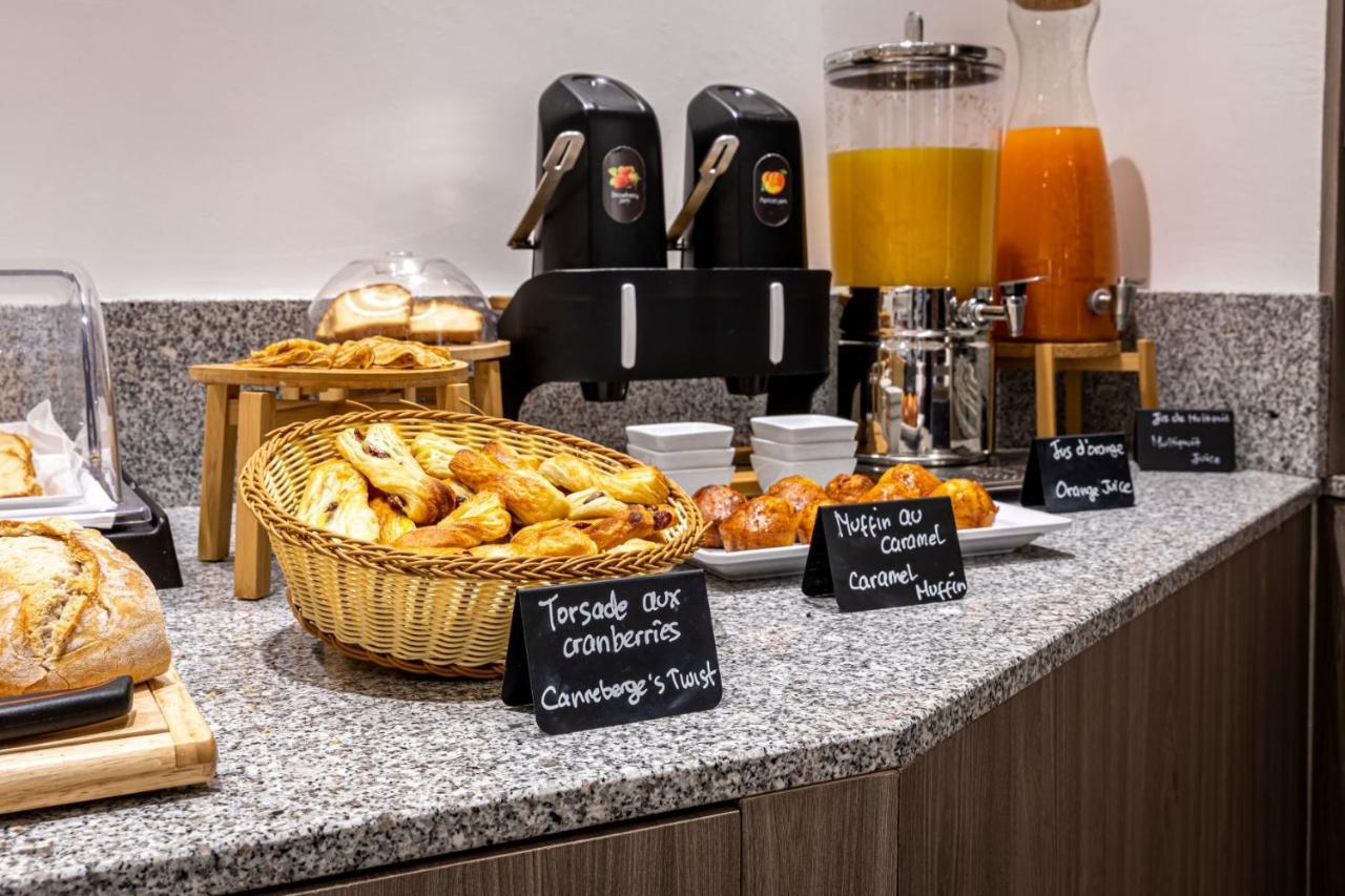 Fraser Suites Paris La Defense Courbevoie Exterior foto A typical breakfast buffet
