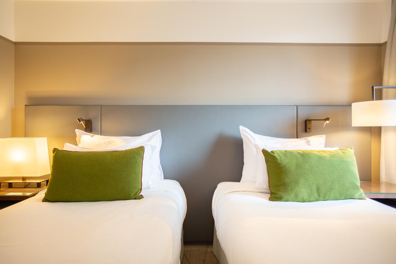 Fraser Suites Paris La Defense Courbevoie Exterior foto A room at the hotel